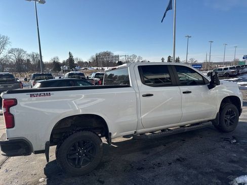 Used 2022 Chevrolet Silverado 1500 LT Trail Boss image 5