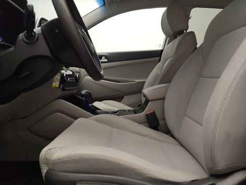 Used 2020 Hyundai Tucson SE FWD image 17