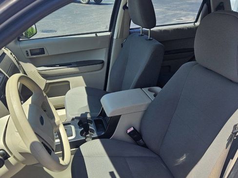 Used 2012 Ford Escape XLS FWD image 11