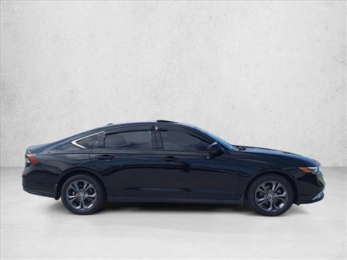 Used 2024 Honda Accord EX image 4