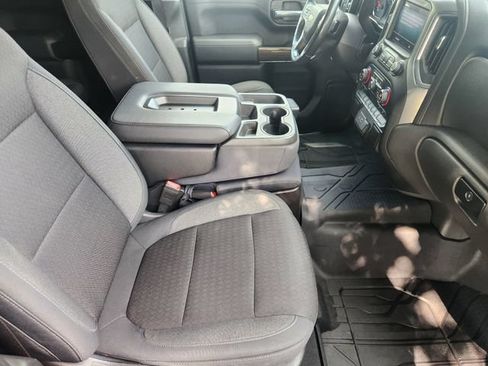 Used 2019 Chevrolet Silverado 1500 LT w/ Texas Edition AWD/4WD image 15