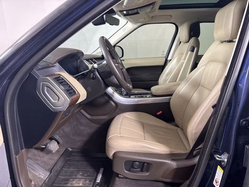 Used 2020 Land Rover Range Rover Sport HSE image 11