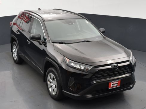Used 2019 Toyota RAV4 LE w/ All Weather Liner Package AWD/4WD image 21
