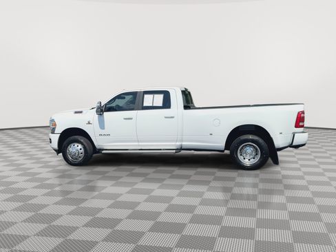 Used 2024 RAM 3500 Laramie w/ Towing Technology Group AWD/4WD image 6