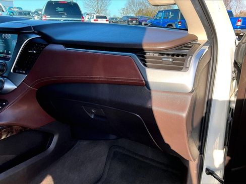 Used 2015 Chevrolet Tahoe LTZ image 12