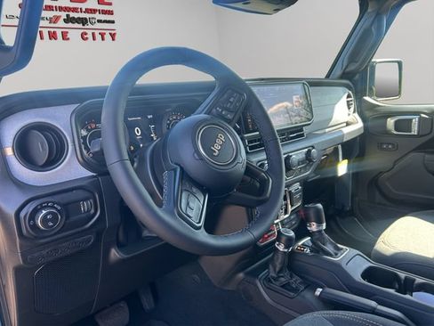 New 2026 Jeep Gladiator Sport AWD/4WD image 25