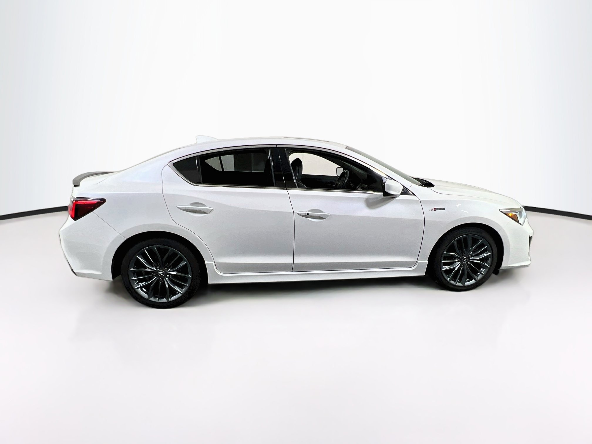 Used 2019 Acura ILX FWD image 4