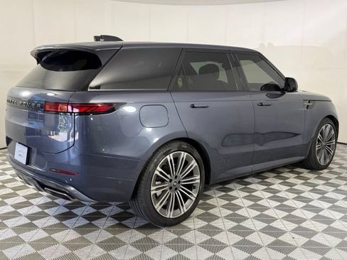 Used 2025 Land Rover Range Rover Sport Dynamic SE AWD/4WD image 10