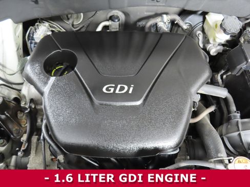 Used 2016 Kia Soul Base image 18