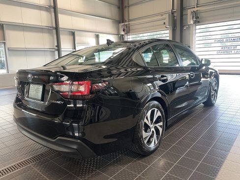 Used 2025 Subaru Legacy Premium image 18
