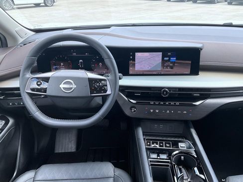 Certified 2025 Nissan Murano Platinum w/ Cargo Package AWD/4WD image 14
