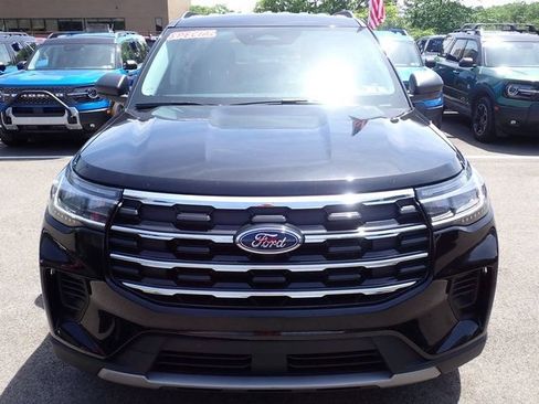 New 2026 Ford Explorer Active AWD/4WD image 10