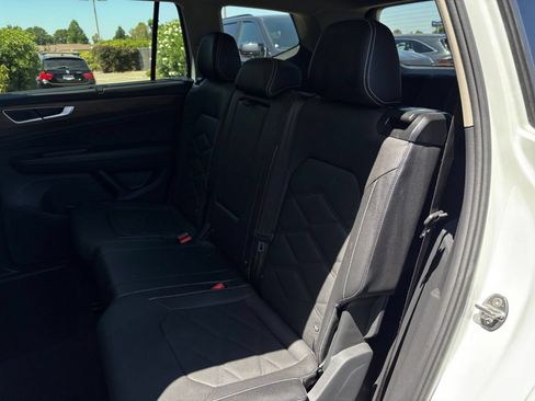 Used 2026 Volkswagen Atlas SE AWD/4WD image 41