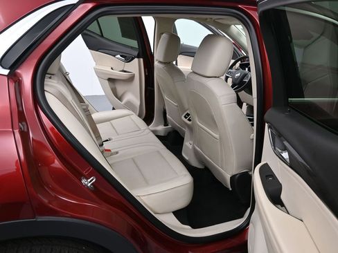 Used 2022 Buick Envision Essence w/ Safety Package image 17