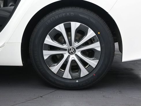Used 2020 Toyota Prius Prime LE w/ Carpet Mat Package image 27
