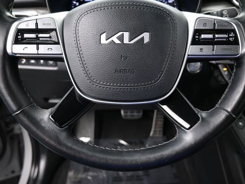 Used 2022 Kia Telluride SX w/ SX Prestige Package image 34