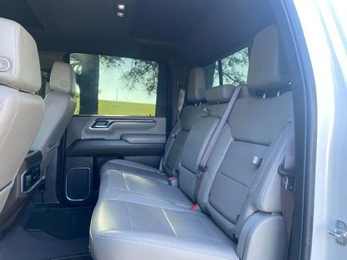 Used 2024 Chevrolet Silverado 2500 LTZ w/ LTZ Texas Edition AWD/4WD image 12