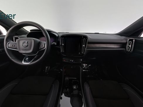 Used 2023 Volvo XC40 Recharge Plus AWD/4WD image 26