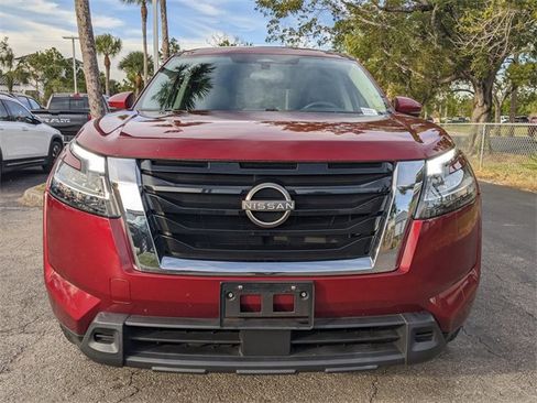 Used 2022 Nissan Pathfinder SV image 7