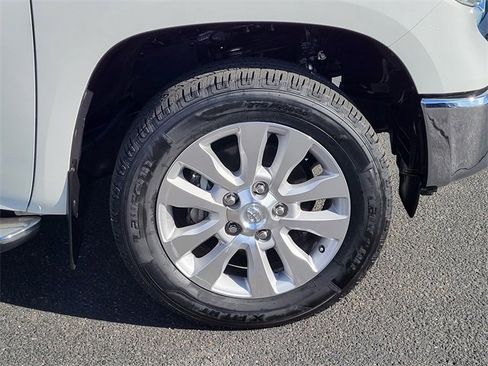 Used 2016 Toyota Tundra SR5 image 10