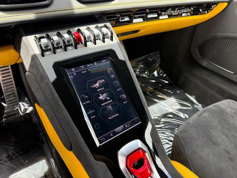 Used 2023 Lamborghini Huracan Tecnica RWD image 47