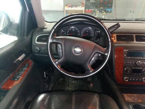 Used 2007 Chevrolet Avalanche LT w/ LT Preferred Equipment Group AWD/4WD image 33