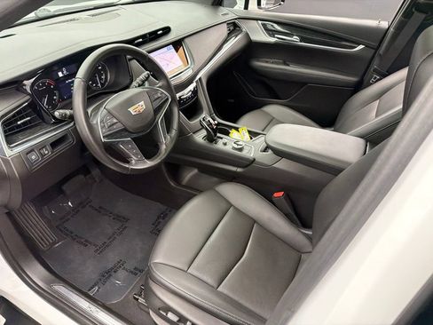 Used 2022 Cadillac XT5 Premium Luxury AWD/4WD image 11