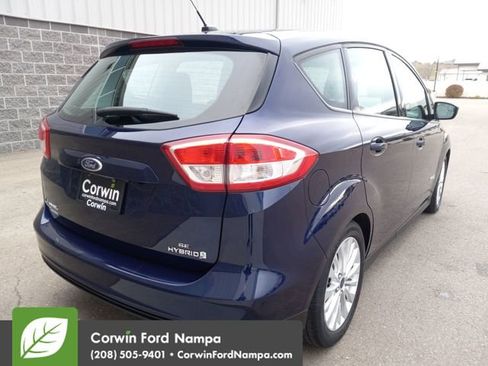 Used 2017 Ford C-MAX SE image 3