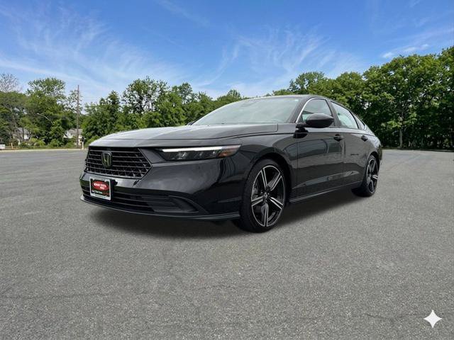 Used 2024 Honda Accord Sport image 4