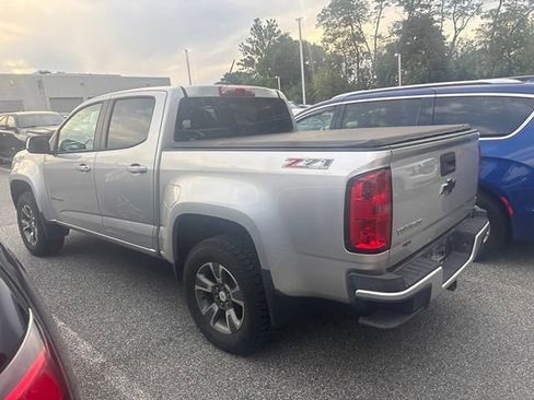 Used 2015 Chevrolet Colorado Z71 w/ LPO, Bed Protection Package AWD/4WD image 9