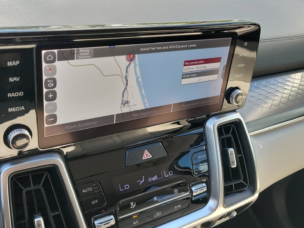 Certified 2022 Kia Sorento S FWD image 15