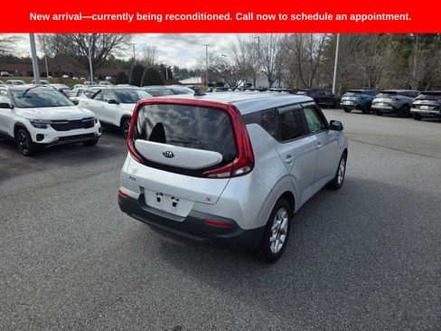 Used 2020 Kia Soul S image 5
