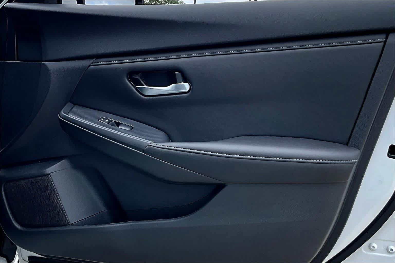 Used 2025 Nissan Sentra SV w/ Trunk Package FWD image 21