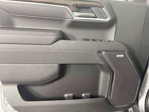 New 2025 GMC Sierra 1500 Elevation w/ Elevation Premium Package image 11