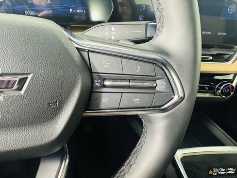 Used 2025 Chevrolet Equinox ACTIV w/ Safety and Technology Package image 12