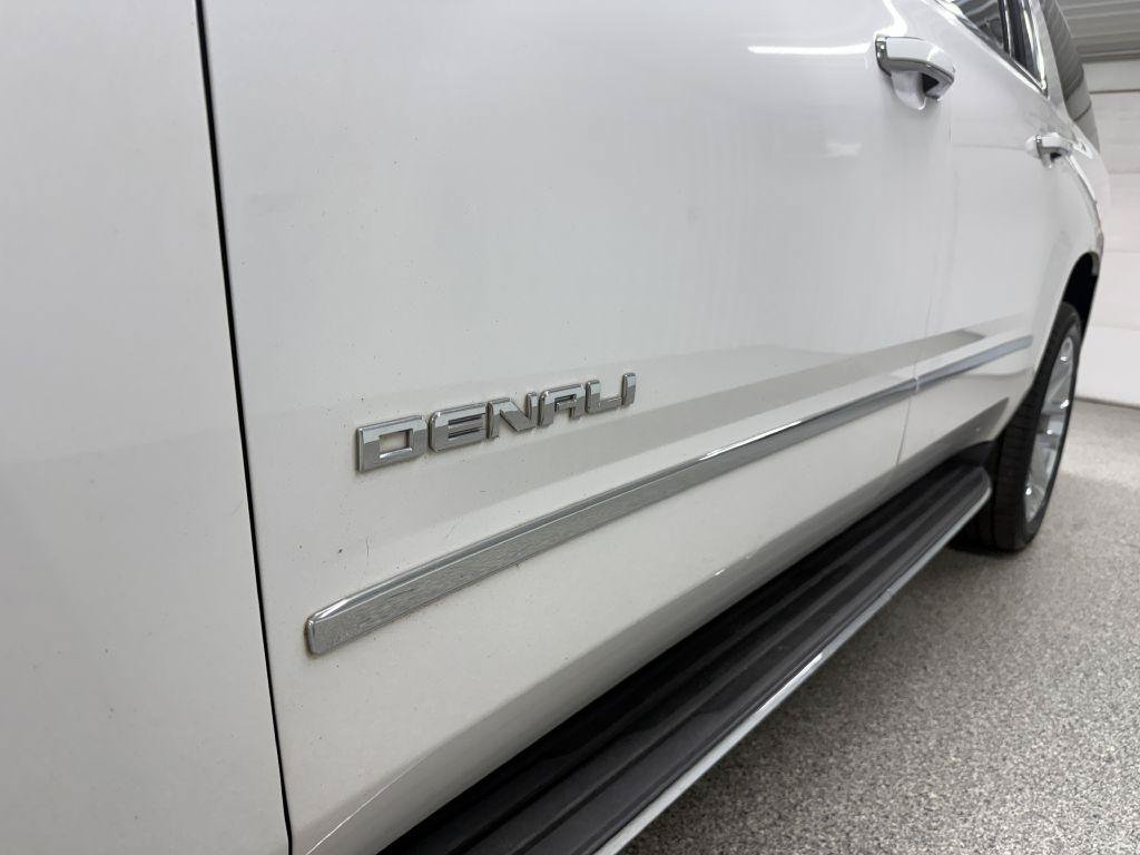 Used 2018 GMC Yukon XL Denali w/ Open Road Package AWD/4WD image 8
