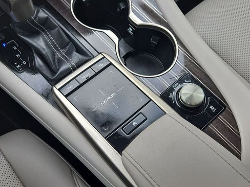 Used 2020 Lexus RX 350 FWD w/ Luxury Package image 30