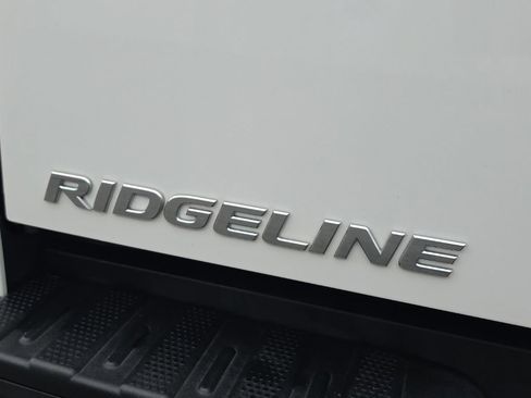 Used 2023 Honda Ridgeline Black Edition image 7