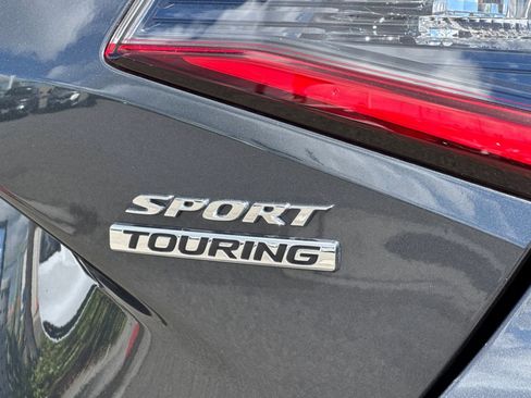 Certified 2024 Honda Civic Sport Touring image 21