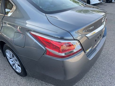 Used 2015 Nissan Altima 2.5 S w/ Power Driver Seat Package FWD image 31