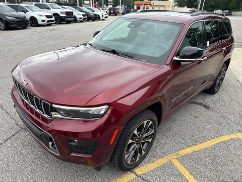 Used 2021 Jeep Grand Cherokee L Overland w/ Luxury Tech Group IV AWD/4WD image 10