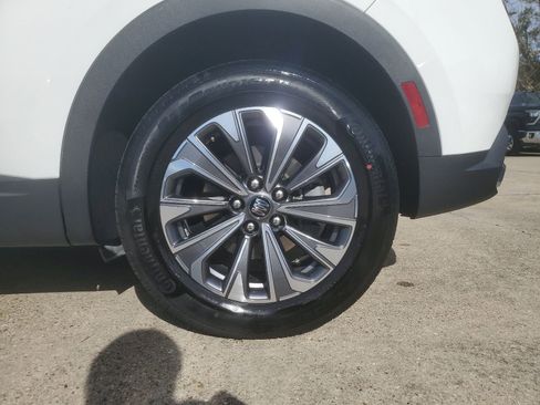 Used 2024 Buick Envision Preferred image 7