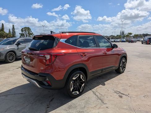 Certified 2024 Kia Seltos SX image 8