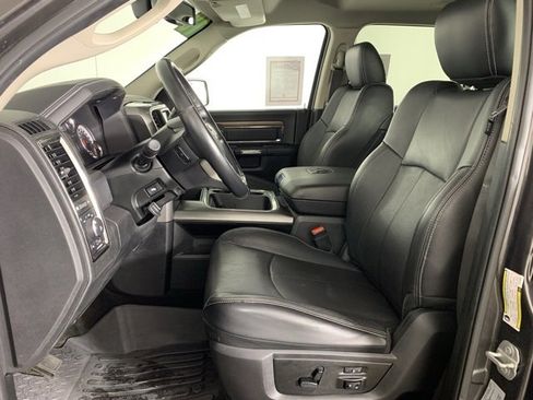 Used 2018 RAM 2500 Laramie w/ Sport Appearance Group image 16