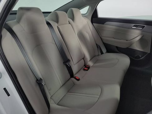 Used 2018 Hyundai Sonata SEL FWD image 16