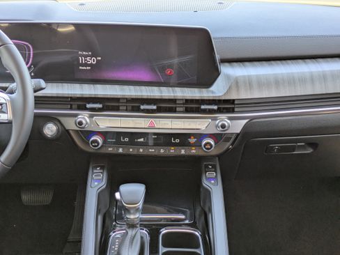 New 2025 Kia Telluride EX w/ EX Captain's Chair Package image 18