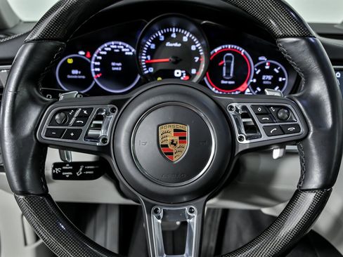 Used 2019 Porsche Panamera Turbo image 31
