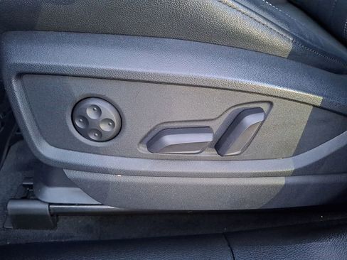 Used 2024 Audi Q5 e Premium image 8