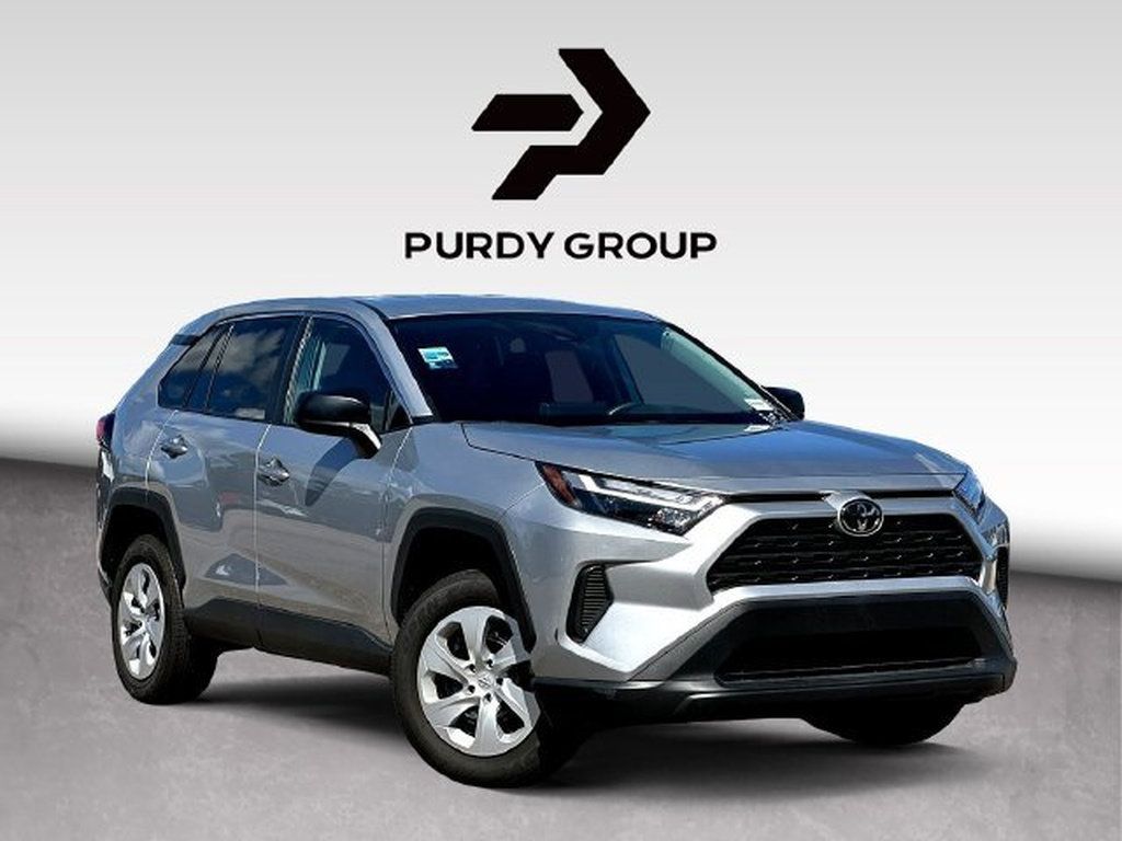 Certified 2025 Toyota RAV4 LE FWD image 1