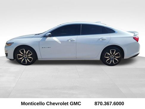 Used 2025 Chevrolet Malibu RS FWD image 4